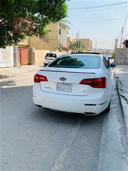 كيا كادينزا